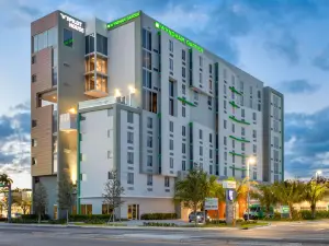 Wyndham Garden Miami International Airport