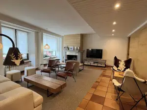 Hotel Joan Canejan
