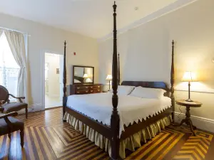 The Salem Inn