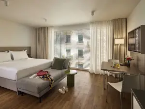 เบส เจนีวา