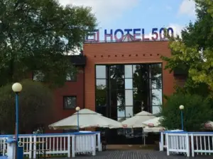 ホテル 500