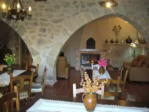 Las Bodegas Del Gilo