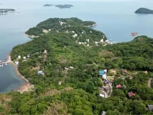 Log Ashita A Villa On A Remote Island That Can Only Be Reached By Boat