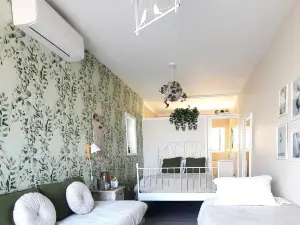 Smiling Places - Guest House in Labruge