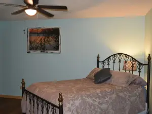 OWL LITTLE LAKE NEST A Great Water Front Lake Home