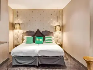 ZE Hotel