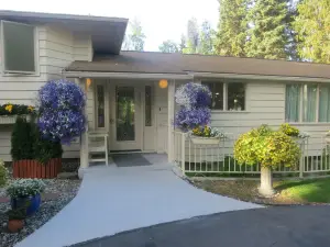 Deal's Bed & Breakfast Inn