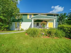 400 Ft to Chautauqua Lake, Mayville Cottage