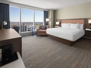La Quinta Inn & Suites by Wyndham Jamaica NYC/JFK AirTrain
