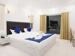 호텔 람제이 코벳 정글 리조트, 람푸르