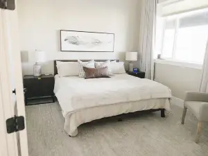 COW PALACE Experience Rustic Charm and Tranquility at our Old Milk Barn.