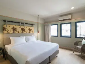The Blanket Hotel Phuket Old Town