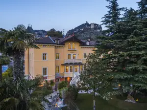 Villa Italia Luxury Suites and Apartments