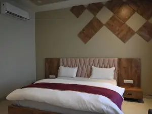 Alief Hotel