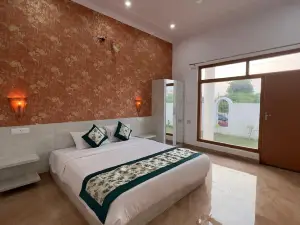 La Curcuma Luxury Homestay