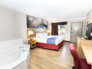 Days Inn by Wyndham Dayton Huber Heights Northeast