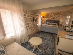 Antika Guesthouse