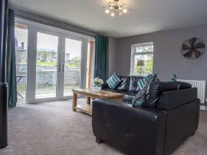 Riverside Apartments