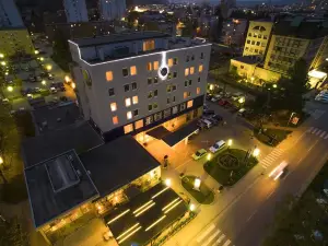 Hotel Paka
