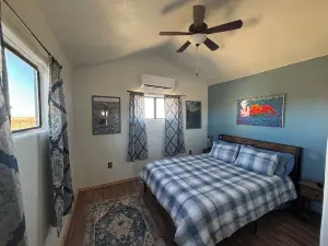 Anam Cara Vineyard. Romantic Vineyard Cottage with sweeping views