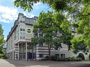 克雷菲爾德-南德 B&B 酒店