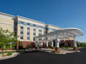 Delta Hotels Huntington Mall