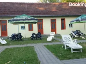 Aqua Hostel