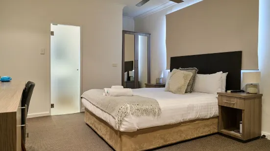 Norfolk Hotel