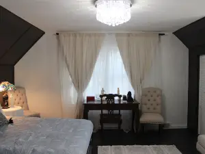Beautiful House! 15min away from Wisconsin Dells, Skiing Resorts and Devils lake