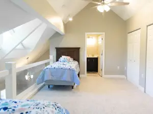 The Cozy Canal Condo