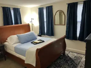 70in TV! Free Parking Downtown!