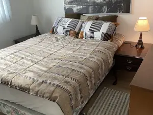 Newly Updated Cottage with New Central Air Just Steps from the Beach
