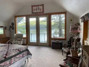 Contana lake retreat