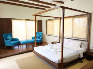 Coconut Lagoon Agro Resort