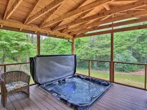 Rustic Sunset Escape on 67 Acres Outdoor Kitchen