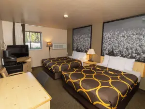 โรงแรม FairBridge Inn & Suites Moscow/Pullman