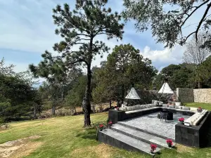 Serenzzo Hotel & Cuisine