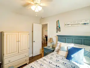 Lake Murray Retreat w/ Fishing Dock, Near Marinas!