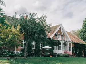 Tastecelebration Residence
