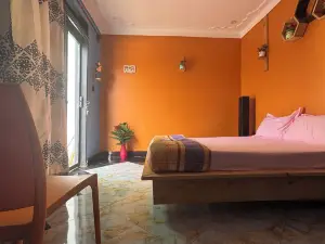 Vales Room