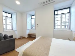 มิเซริคอร์เดีย รูมส์