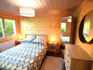 Ty Log, Llansteffan in Newport