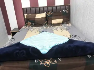 Indian Hotel and Restaurant