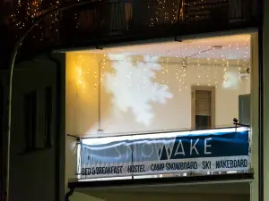 Snowake House