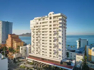 Sunvivia by Fiesta Americana Mazatlán