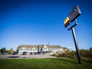 Chisholm Inn & Suites