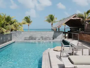 Pearl Beach Hotel