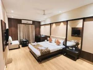 Lumbinis Grand Hotel