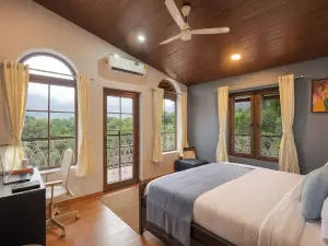 Alaya Stays Sreelakam 4BHK with Pvt Pool