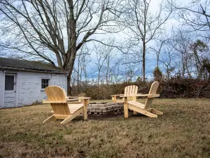 'Small Town Getaway'
